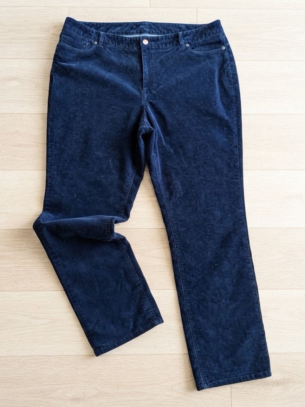 L.L.Bean Favorite Fit Navy Corduroy Straight-Leg Pants Size 20 Reg